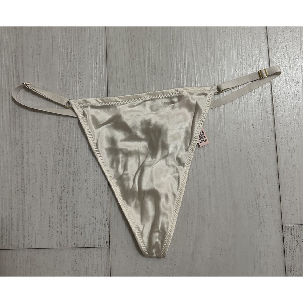 NWT Victoria's Secret Satin V-String Thong Sz XL‎ Ivory